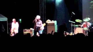 Guided by Voices @ Nelsonville..."Laundry & Lasers" & "The Head"