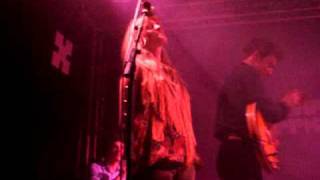 Miles Kane - Quicksand &amp; Happenstance (feat. Clemence Poesy) (live@Point Ephemere)