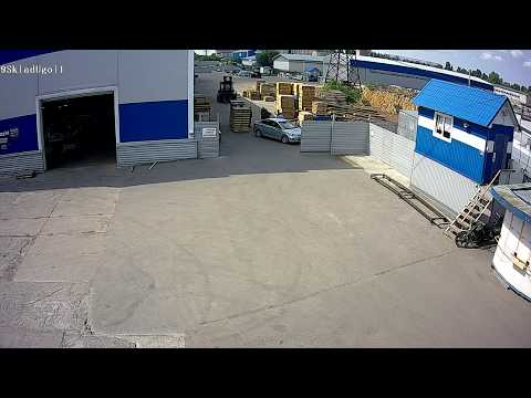 Погрузчик стукнул Hyundai Solaris