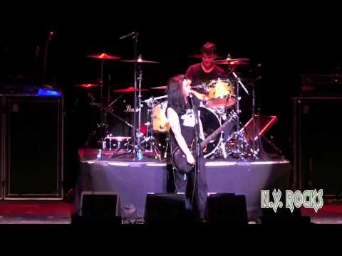 Autograph Interview & Performance