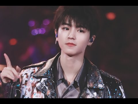 [Vietsub + Kara] 181231 Thích em 喜欢你 - Vương Tuấn Khải Focus - Gala năm mới Hồ Nam