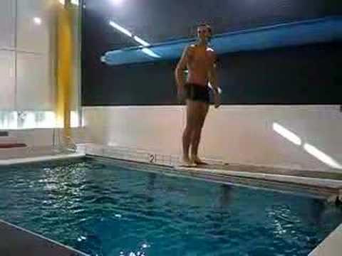 Salto achterover met schroef