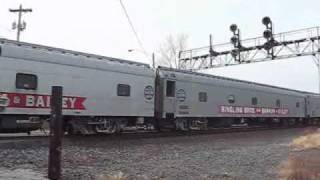 preview picture of video 'Ringling Bros. & Barnum and Bailey Circus Train, Millbury, OH (Nov. 9, 2009)'