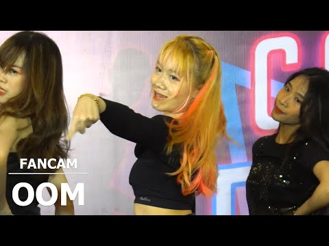 220528 Krystal Kalia cover LE SSERAFIM (Oom as Garam) - FEARLESS @ Central Chaengwattana