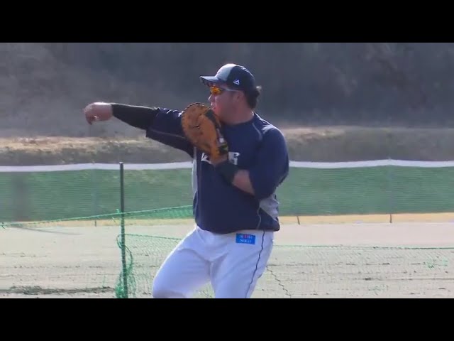 【春季キャンプ】ライオンズ・山川が特守で汗を流す!! 2018/2/11