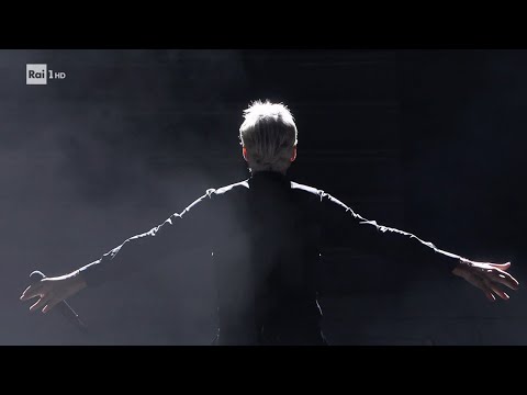 Quante volte - Claudio Baglioni - Live al Foro Italico - A TUTTO CUORE - Rai 1