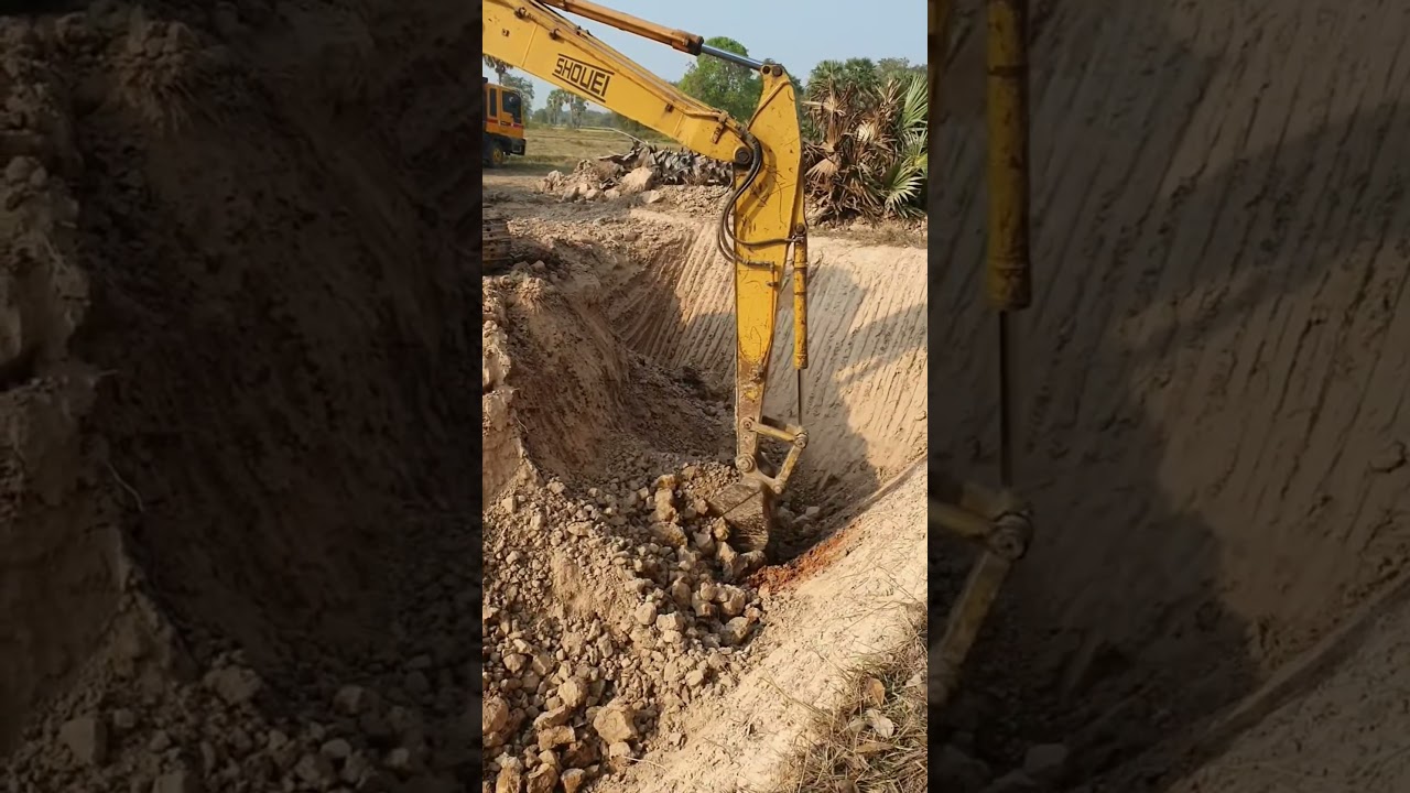 MACHINE EXCAVATOR #excavator #automobile #machine #caterpillar #equipment #shorts #youtubeshorts