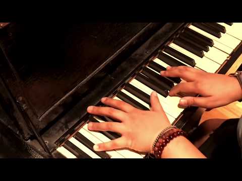 Free Ableton Live Instrument Holiday Giveaway- The Estey Reed Organ