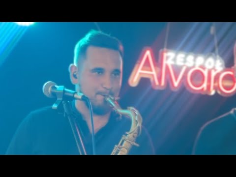 Zespół ALVARO - Zielone włoskie orzechy - na żywo wesele 2025!