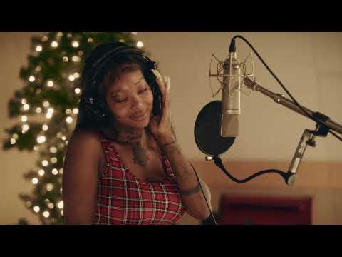Summer Walker - Santa Baby [Official Music Video]