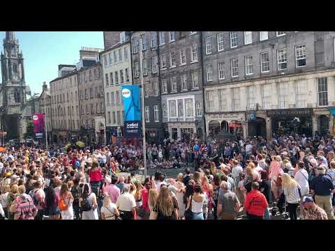 Tom Timon balloon pop 2