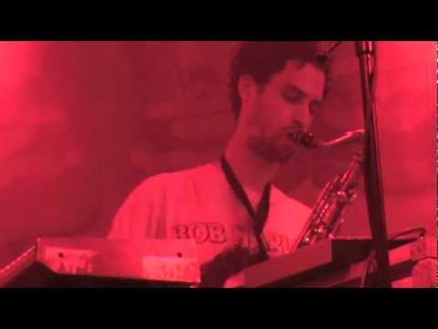 Sun Araw (1) live at the Buffalo Club, Melbourne 28.01.2012