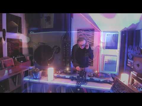 Smoke Lab Transmission with CHELE (Deep House, vinyl only)