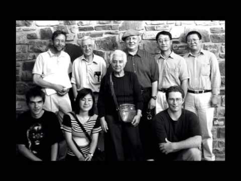 Vídeo: Montaxe fotográfica sobre a entrevista que lle realizaron no programa da Radio Galega Efervescencia a María Josefa Wonenburger (16-9-2007)