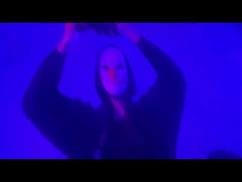 The bat and ninja kidz team up to fight Evil clowns