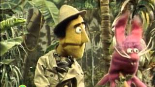 Sesame Street: On Vacation With Guy Smiley