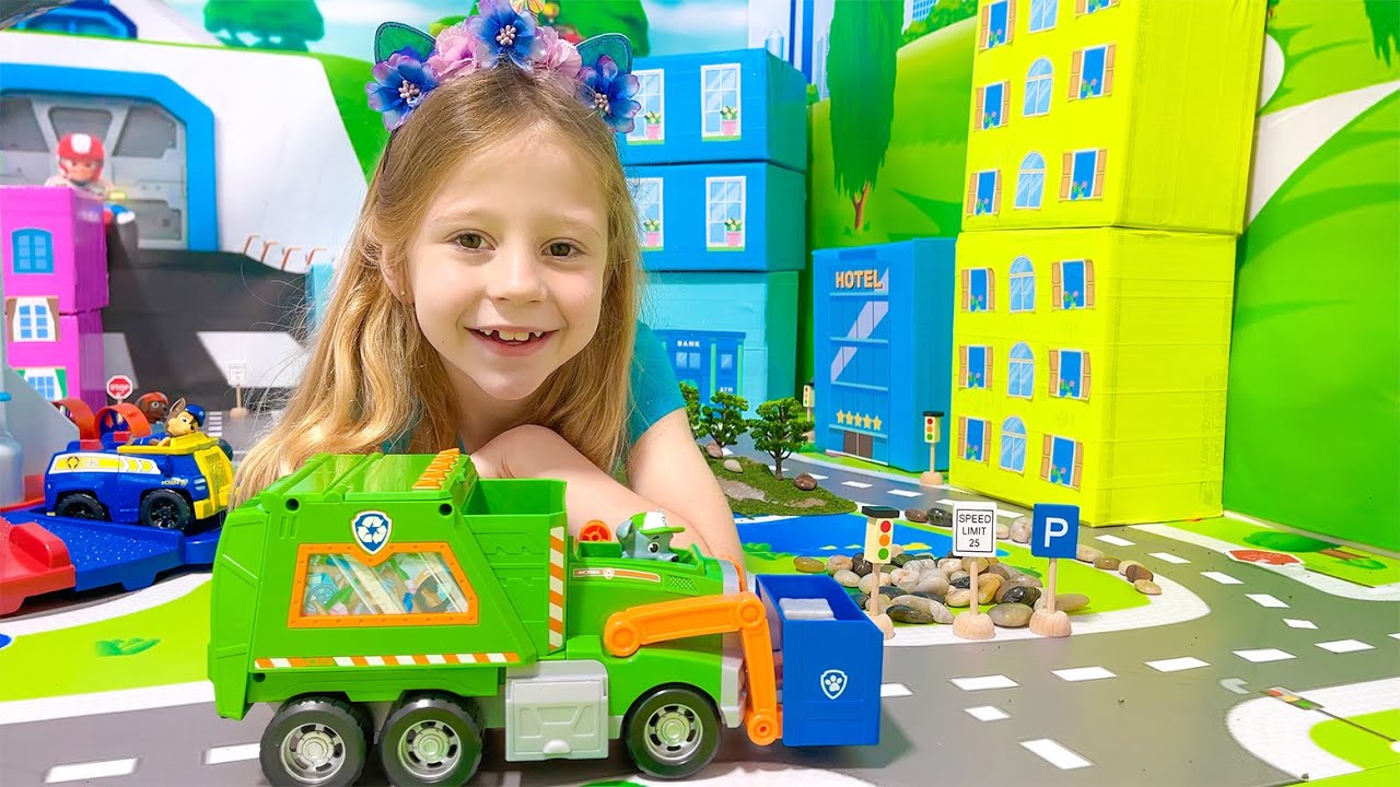 Настя с игрушками PAW Patrol Toys. Nastya learns how to reuse on Earth Day with the PAW Patrol Toys