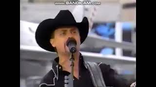 Love Train - Big and Rich [at the 2005 CBS Thanksgiving Day Parade]