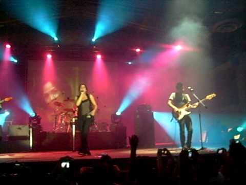 Rojo - Tu Amor Hace Eco En todo mi universo - 27 junio concierto en El Salvador