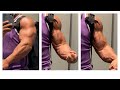 リアルタイム第二弾👍 乗換の駅トイレで腕の太さ、バスキュラリティチェック💪🏾💪🏾