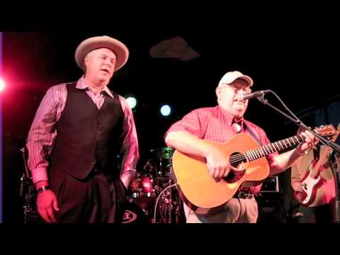 Robert Earl Keen and Bill Hearne. Paint The Town Beige