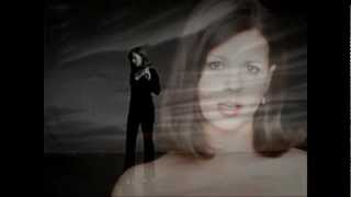 SARA EVANS  "I Don't Want To See The Light"