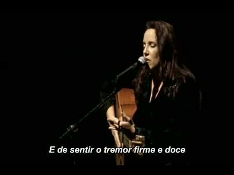 Poema de E  E  Cummings (Ana Carolina)