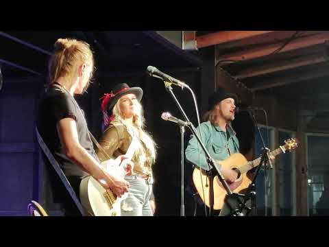 Noora Louhimo Trio @ Ravintola Kaisla Mustalahti, Tampere 20.8.2022