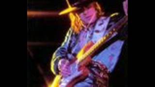 Stevie Ray Vaughn - Confessin' The Blues