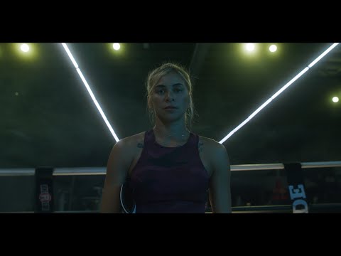 Kailin Curran // Strong Is Beautiful