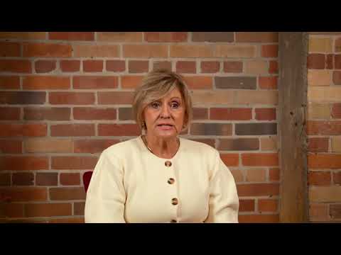 Eva Sachs About Me V2