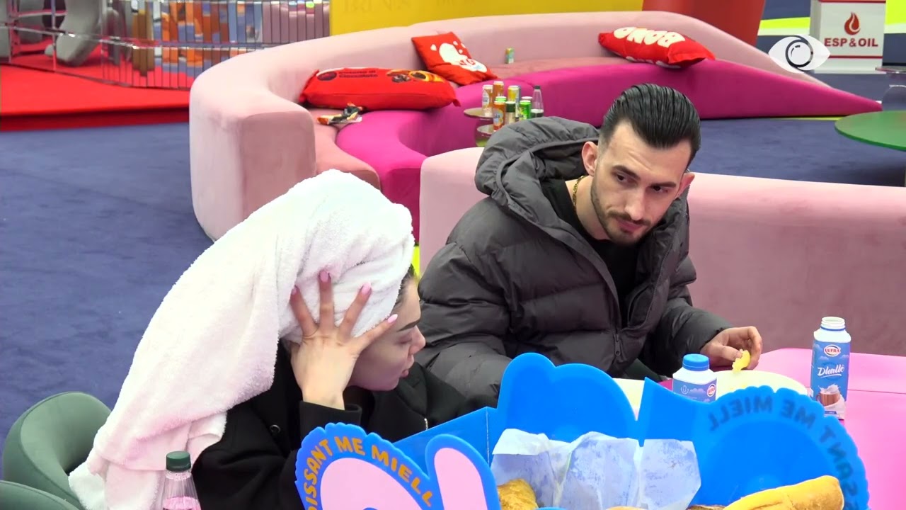 Kristi-Krusitës gjatë bisedës: Çdo gjë është në dorën tënde…