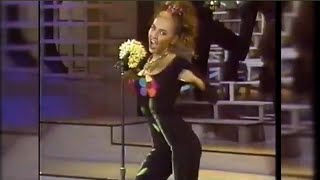 Thalía - Amarillo Azul (Siempre en Domingo, 1990)