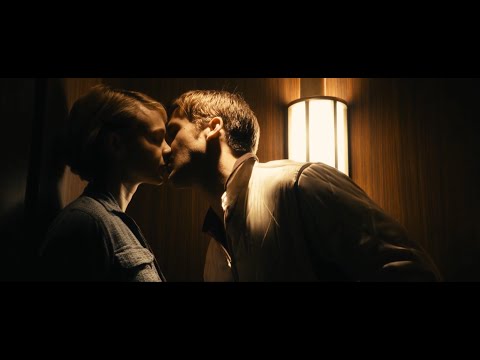 ドライブ (2011) - クオドラントシステム (Drive (2011) - The Quadrant System)