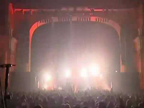 Bullet For My Valentine - No Control live in Brixton