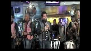 El Toro Negro - LA BANDA DE NAYO en vivo