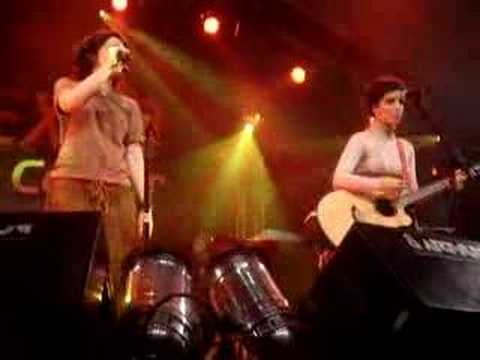 Pato Fu e Érika Machado - Secador, Maçã e Lente (ao vivo)