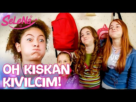 Aslı kızlara en kötü bilgisayarı alıyor! - Selena 9. Bölüm
