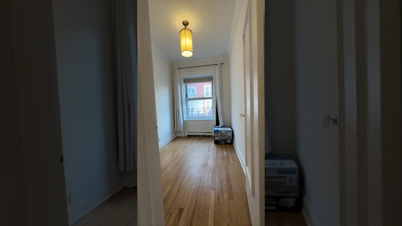 W 21st St & 8th Ave in Chelsea - 1BR + Home Office - 2 