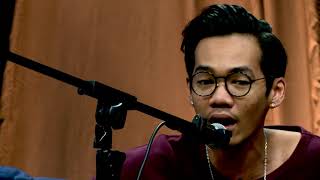 RIO RIEZKY Mulai Memberikan Rangsangan Lewat &quot;Kisah Tak Tentu Arah&quot; &amp; &quot;Nyaman&quot;!