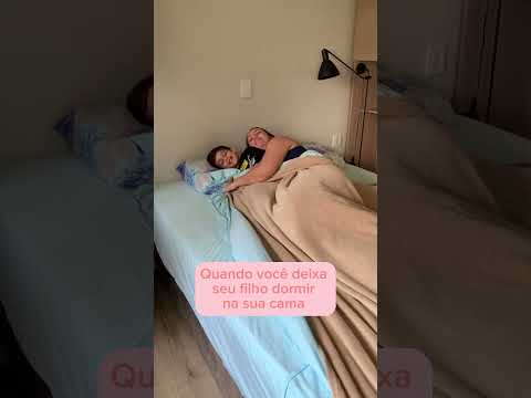 Só eu apanho quando o filho dorme junto? Mais alguém? kkkk