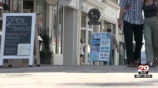 Warm weather brings crowds — and conversation — to Charlottesville’s Downtown Mall