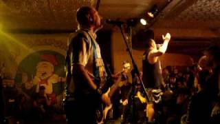 Peter And The Test Tube Babies - Driven to beers