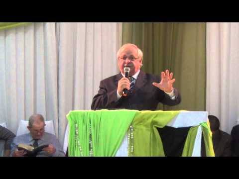 Ev. Vanio de Oliveira Louvando e Adorando a DEUS