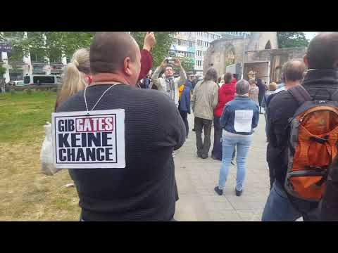 Demo durch Antifa gestört, Polizeit schreitet nicht ein: Abbruch der Demo !