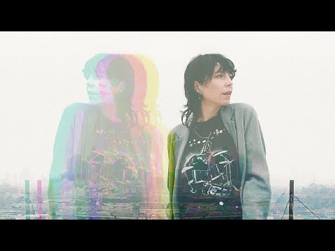 Jess Cornelius - Laps in the Drugstore (Official Music Video)