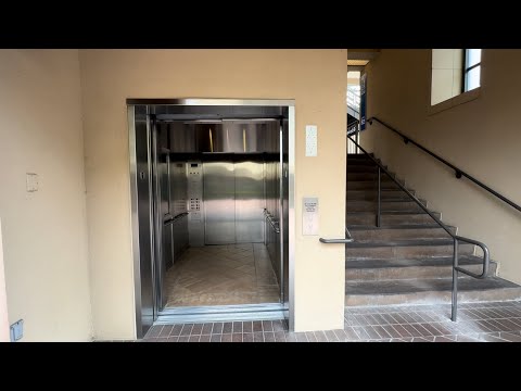 LOW ON OIL!!! Mitsubishi Parking Elevator at Fashion Island in Newport Beach, CA