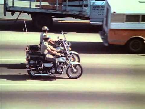 CHiPs - Intro - Deutsch - Folge 1 - Serienoldies