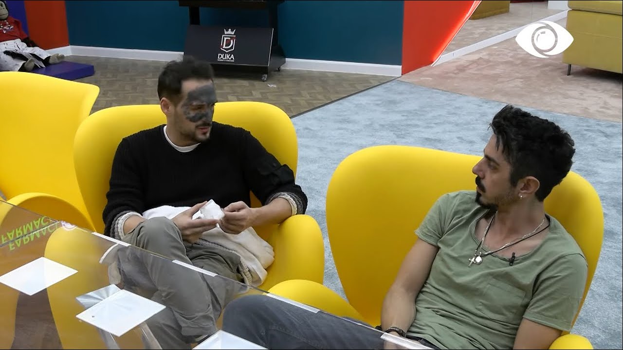 Ishte e çuditshme por totalisht e vërtetë, Bjordi tregon për marrëdhënien me Adelën