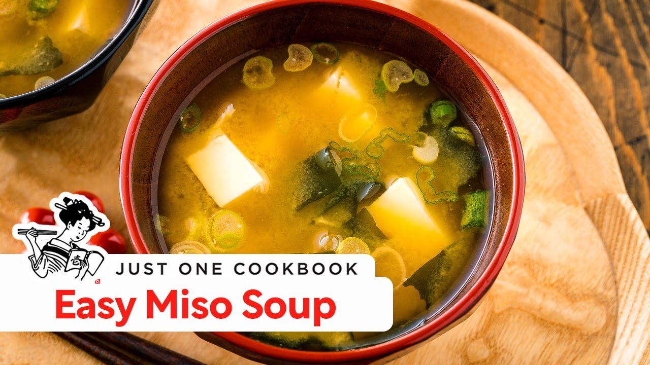 Learn to Make Classic Miso Soup! 味噌汁